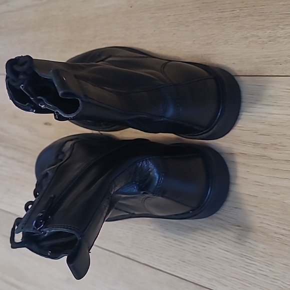 Bzara Back Lace-Up Leather Boots Girls Size 34 - Picture 6 of 11